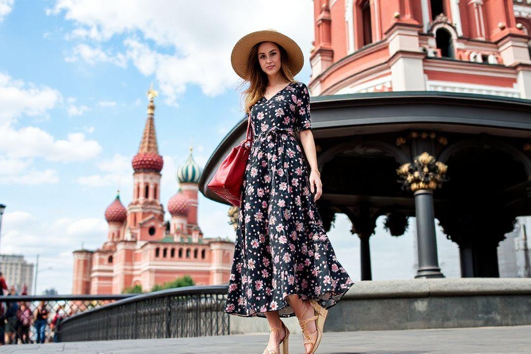 Платье для полных женщин с асимметричным кроем в Москве